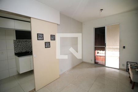 Sala de apartamento para alugar com 2 quartos, 47m² em Irajá, Rio de Janeiro