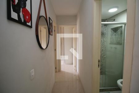 Sala - Corredor de apartamento para alugar com 2 quartos, 47m² em Irajá, Rio de Janeiro