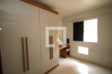 Quarto 2 de apartamento para alugar com 2 quartos, 47m² em Irajá, Rio de Janeiro