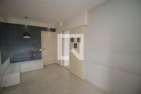 Sala de apartamento para alugar com 2 quartos, 47m² em Irajá, Rio de Janeiro