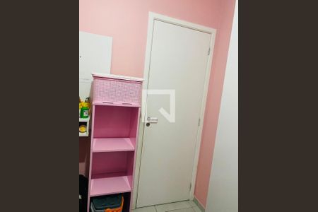 Quarto1 de apartamento para alugar com 2 quartos, 42m² em Parque Císper, São Paulo