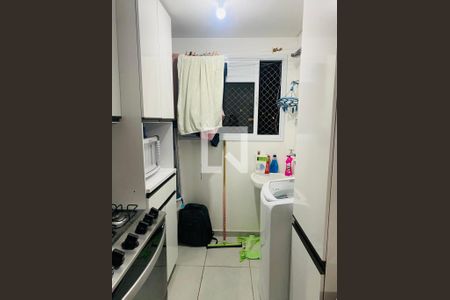 Cozinha de apartamento para alugar com 2 quartos, 42m² em Parque Císper, São Paulo