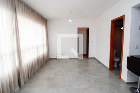 Sala de apartamento à venda com 2 quartos, 62m² em Carmo, Belo Horizonte