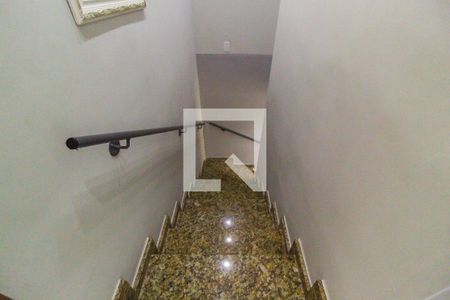 Escada de casa de condomínio à venda com 2 quartos, 60m² em Vila Santa Teresinha, São Paulo