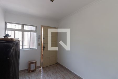 Sala de apartamento para alugar com 2 quartos, 45m² em Conjunto Residencial José Bonifácio, São Paulo