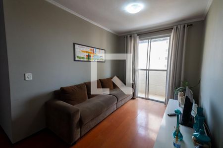 Sala de apartamento para alugar com 2 quartos, 50m² em Vila Antonieta, São Paulo