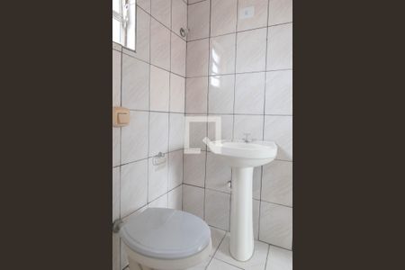 Banheiro de casa para alugar com 1 quarto, 50m² em Vila Barros, Guarulhos