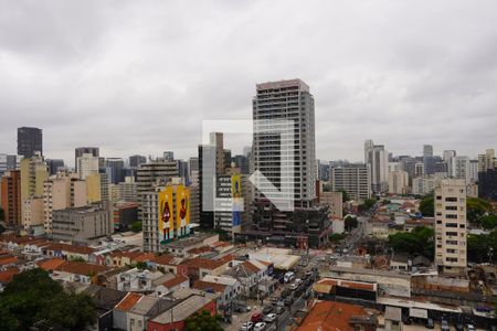 Varanda de kitnet/studio para alugar com 1 quarto, 26m² em Pinheiros, São Paulo