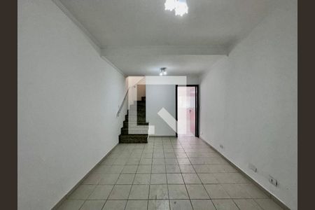 Sala de casa para alugar com 2 quartos, 147m² em Chácara Santo Antônio (zona Sul), São Paulo