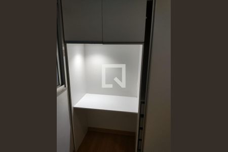 Quarto de apartamento à venda com 2 quartos, 63m² em João Pinheiro, Belo Horizonte