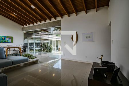 Sala de casa de condomínio para alugar com 3 quartos, 420m² em Mogi Moderno, Mogi das Cruzes