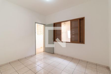 Quarto 2 de casa para alugar com 2 quartos, 60m² em Vila Bancária Munhoz, São Paulo