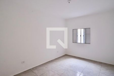 Quarto 2 de casa para alugar com 2 quartos, 60m² em Parque Sevilha, São Paulo