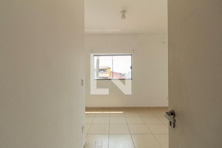 Sala / Quarto de kitnet/studio para alugar com 1 quarto, 24m² em Jardim Vera Cruz, Sorocaba