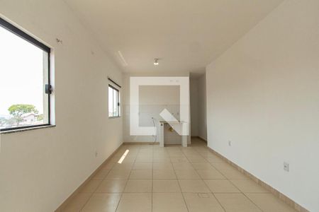 Sala / Quarto de kitnet/studio para alugar com 1 quarto, 24m² em Jardim Vera Cruz, Sorocaba