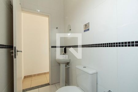 Banheiro de kitnet/studio para alugar com 1 quarto, 24m² em Jardim Vera Cruz, Sorocaba