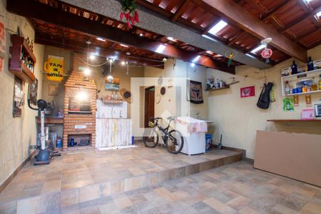 Casa à venda com 125m², 3 quartos e 2 vagas Casa à venda com 125m², 3 quartos e 2 vagasÁrea de lazer