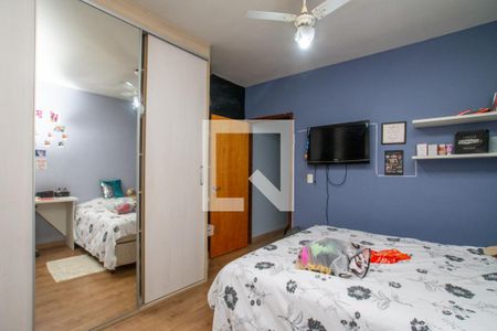 Casa à venda com 125m², 3 quartos e 2 vagas Casa à venda com 125m², 3 quartos e 2 vagasQuarto 2