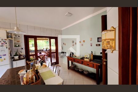 Casa de condomínio à venda com 400m², 6 quartos e 4 vagas Casa de condomínio à venda com 400m², 6 quartos e 4 vagasCozinha