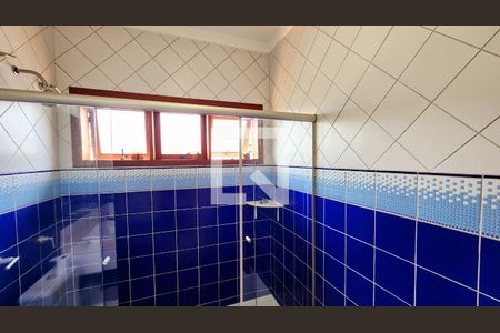 Casa de condomínio à venda com 400m², 6 quartos e 4 vagas Casa de condomínio à venda com 400m², 6 quartos e 4 vagasBanheiro da Suíte 2