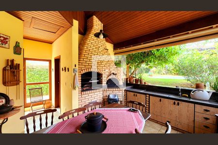 Casa de condomínio à venda com 400m², 6 quartos e 4 vagas Casa de condomínio à venda com 400m², 6 quartos e 4 vagasÁrea gourmet