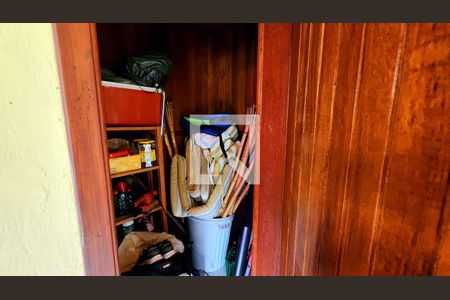 Casa de condomínio à venda com 400m², 6 quartos e 4 vagas Casa de condomínio à venda com 400m², 6 quartos e 4 vagasDepóstito