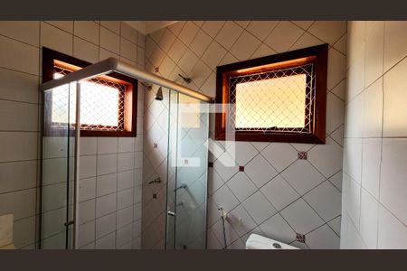 Casa de condomínio à venda com 400m², 6 quartos e 4 vagas Casa de condomínio à venda com 400m², 6 quartos e 4 vagasBanheiro da Suíte 4