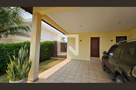 Casa de condomínio à venda com 400m², 6 quartos e 4 vagas Casa de condomínio à venda com 400m², 6 quartos e 4 vagasGaragem 4 carros