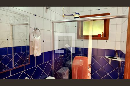 Casa de condomínio à venda com 400m², 6 quartos e 4 vagas Casa de condomínio à venda com 400m², 6 quartos e 4 vagasBanheiro Externo