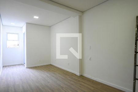 Sala de casa para alugar com 2 quartos, 84m² em Vila Gumercindo, São Paulo