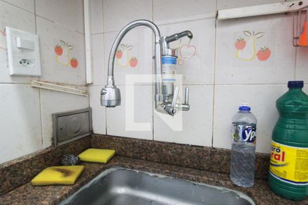 Cozinha - torneira da pia de apartamento à venda com 1 quarto, 32m² em Copacabana, Rio de Janeiro