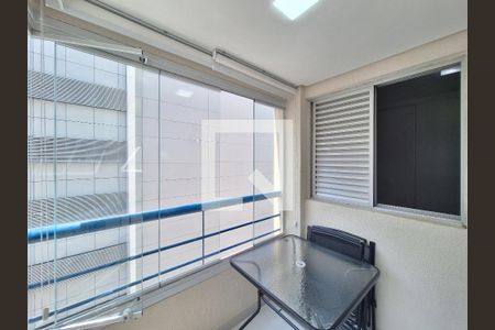 Varanda de apartamento à venda com 1 quarto, 38m² em Vila Pompéia, São Paulo