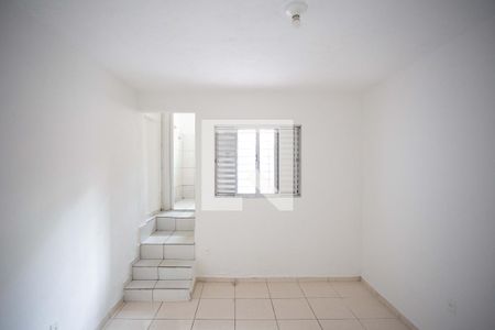 Sala/Quarto de casa para alugar com 2 quartos, 60m² em Campanário, Diadema