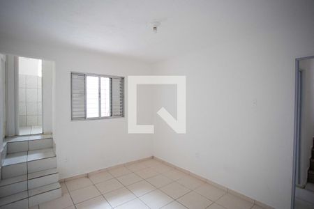 Sala/Quarto de casa para alugar com 2 quartos, 60m² em Campanário, Diadema