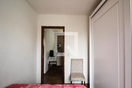 Quarto 2 de kitnet/studio para alugar com 2 quartos, 50m² em Conjunto Residencial José Bonifácio, São Paulo