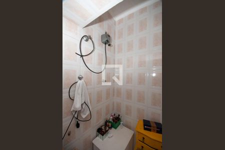 Casa à venda com 530m², 5 quartos e 8 vagas Casa à venda com 530m², 5 quartos e 8 vagasBanheiro do quarto 1 Suíte