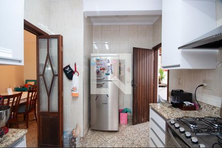 Casa à venda com 530m², 5 quartos e 8 vagas Casa à venda com 530m², 5 quartos e 8 vagasCozinha