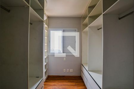 Closet da suíte de apartamento para alugar com 2 quartos, 76m² em Campestre, Santo André