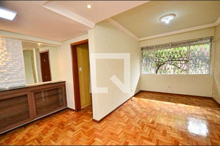 Sala de estar de apartamento para alugar com 2 quartos, 89m² em Serra, Belo Horizonte