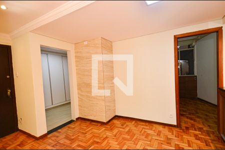 Sala de estar de apartamento para alugar com 2 quartos, 89m² em Serra, Belo Horizonte