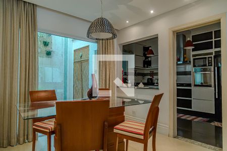 Sala de casa à venda com 3 quartos, 160m² em Vila Guarani (zona Sul), São Paulo