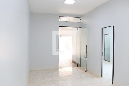 Sala de casa para alugar com 2 quartos, 140m² em Conjunto Riviera, Goiânia