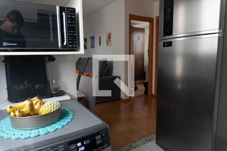 Cozinha de apartamento à venda com 2 quartos, 51m² em Empresarial do Mandu, Contagem