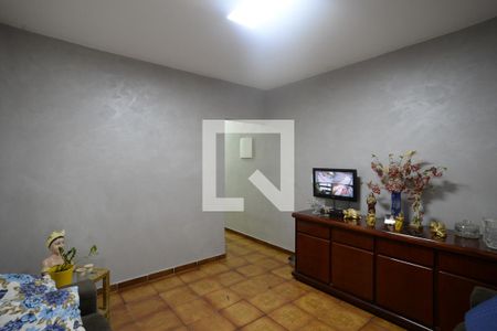 Sala de casa à venda com 3 quartos, 200m² em Vila Monumento, São Paulo