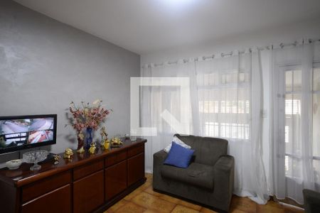 Sala de casa à venda com 3 quartos, 200m² em Vila Monumento, São Paulo