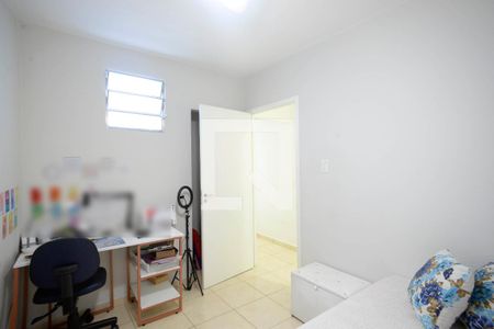 Quarto 2 de casa à venda com 3 quartos, 200m² em Vila Monumento, São Paulo