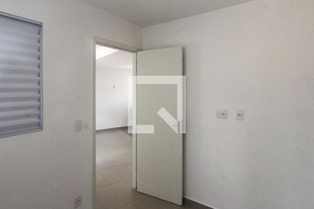 Quarto de apartamento para alugar com 2 quartos, 32m² em Cidade Líder, São Paulo