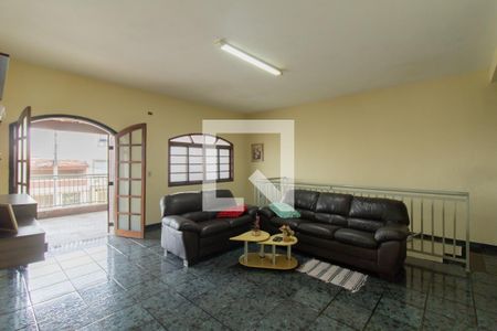 Casa à venda com 175m², 3 quartos e 5 vagasSala