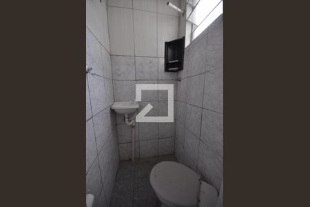 Banheiro de casa para alugar com 1 quarto, 40m² em Vila Isolina Mazzei, São Paulo