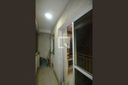 Sacada de apartamento para alugar com 2 quartos, 59m² em Jardim da Viga, Nova Iguaçu